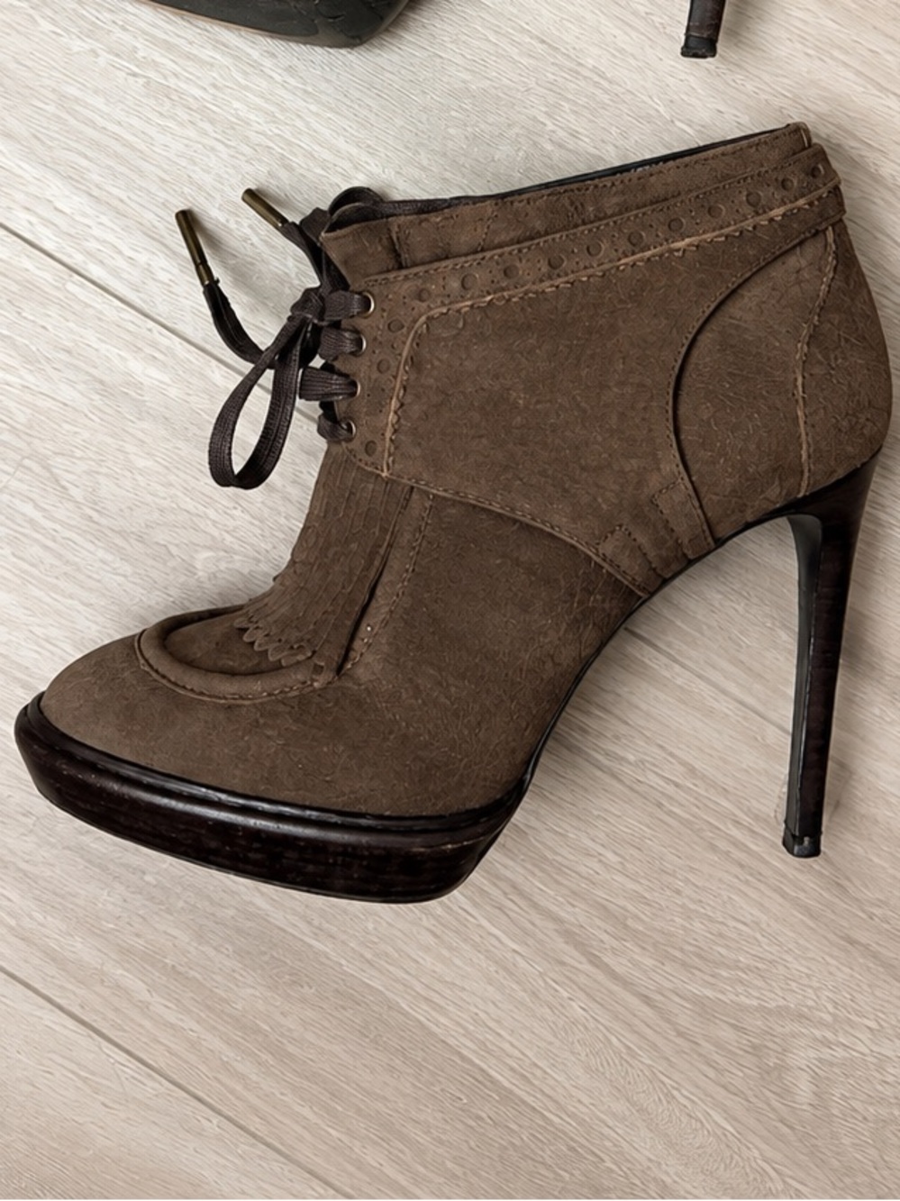 Authentic Burberry Prorsum Howcroft Brown Leather Fringe Platform Ankle Boots 37